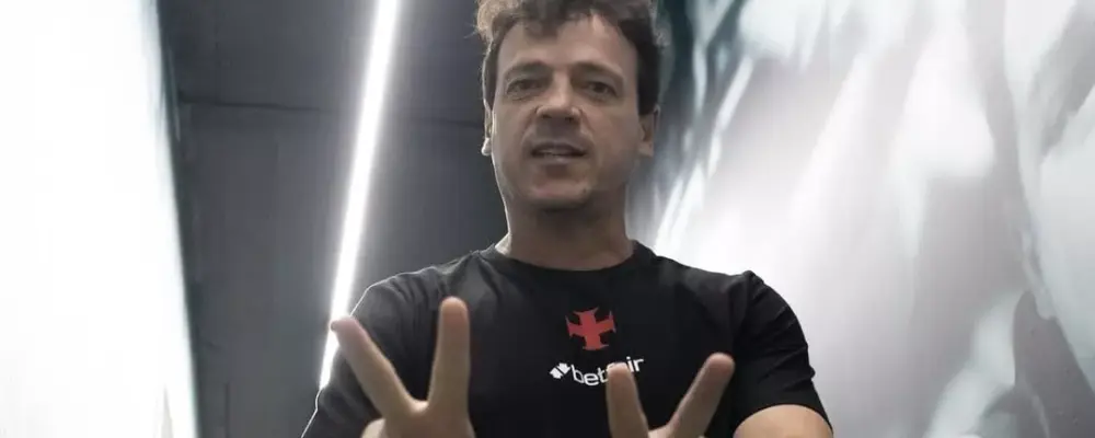 Diniz valoriza vitória do Vasco sobre o Sport e analisa reforços