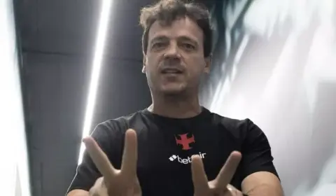 Diniz valoriza vitória do Vasco sobre o Sport e analisa reforços