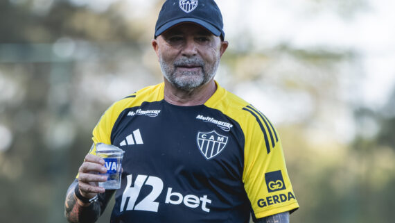 Sampaoli durante treino do Atlético na Cidade do Galo (foto: Pedro Souza/Atlético)
