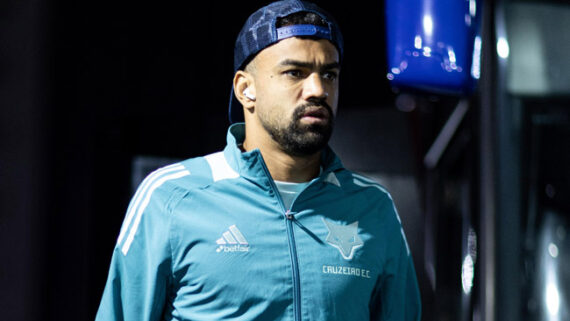 Fabrício Bruno, zagueiro do Cruzeiro (foto: Caique Coufal/Cruzeiro)