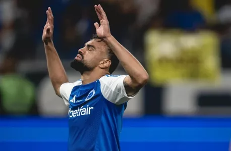 Fabrício Bruno revela esforço para jogar clássico pelo Cruzeiro