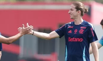Filipe Luís valoriza grupo do Flamengo e mira Libertadores