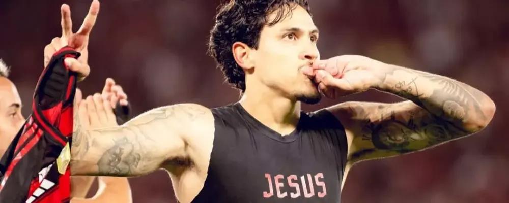 Flamengo rejeita oferta do Al-Rayyan por Pedro