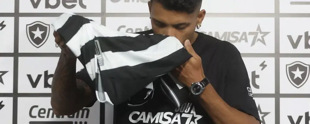 Gabriel Bahia se diz surpreso com caso de manipulação e reforça o peso da camisa do Botafogo