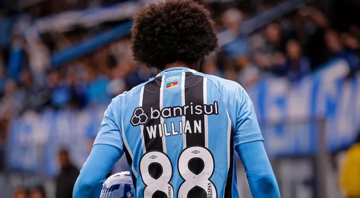 Grêmio aposta em cautela com Willian para preservar fôlego e desempenho