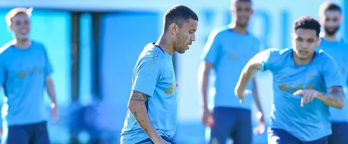 Grêmio tem desfalques e ajusta elenco para encarar o Botafogo no Brasileirão