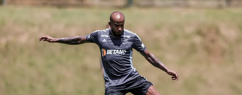 Internacional aciona CNRD para receber dívida do Atlético-MG por Patrick