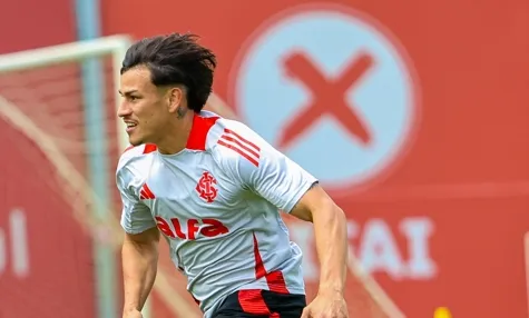 Internacional terá reforços na defesa para duelo contra o Corinthians