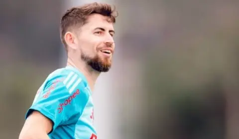 Jorginho volta a treinar e reforça o Flamengo contra o Juventude