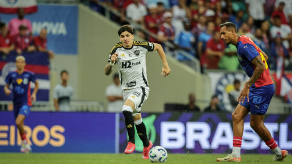 Isaac em campo pelo Atlético contra o Bahia, na Arena Fonte Nova, em Salvador (foto: Pedro Souza/Atlético)