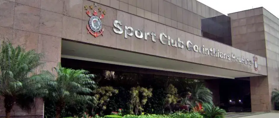 Justiça autoriza quebra de sigilo de cartões corporativos do Corinthians após pedido do MP