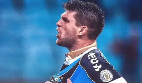Kannemann renova até 2027 e completará 11 anos no Grêmio