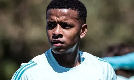 Keny Arroyo projeta sucesso no Cruzeiro: “Vim para jogar bem e ser destaque”