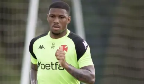 Leandrinho segue no Vasco após negócio frustrado com Club Brugge