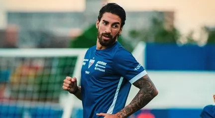 Lucero vive seca de gols e Fortaleza segue em crise na Série A