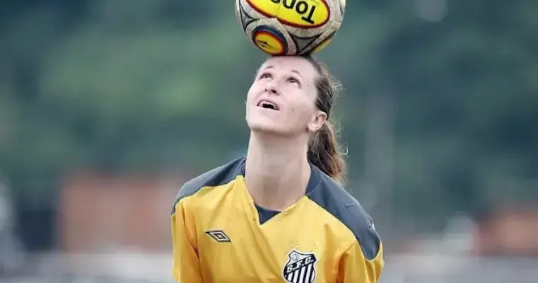 Luto! Ex-atacante do Santos morre após luta contra o câncer