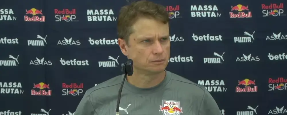 “Muito abaixo do esperado”: Seabra analisa Bragantino após derrota para o Botafogo