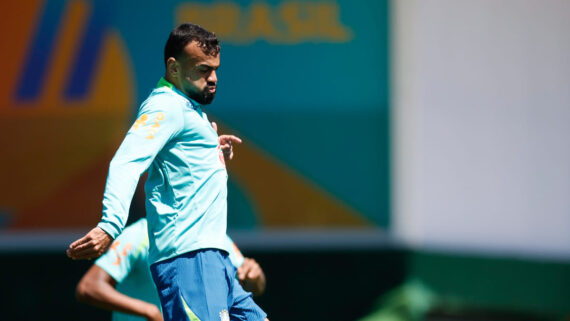 Fabrício Bruno, zagueiro do Cruzeiro, em treinamento com a Seleção Brasileira (foto: Rafael Ribeiro/CBF)
