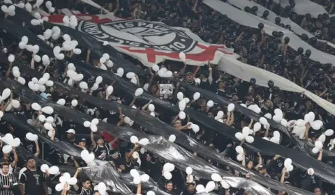 Organizada do Corinthians se revolta com Sanchez em reunião: ‘Vai conhecer a fúria da Fiel’