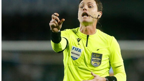 Ramon Abatti Abel, árbitro brasileiro da Fifa (foto: ALBARI ROSA/AFP)