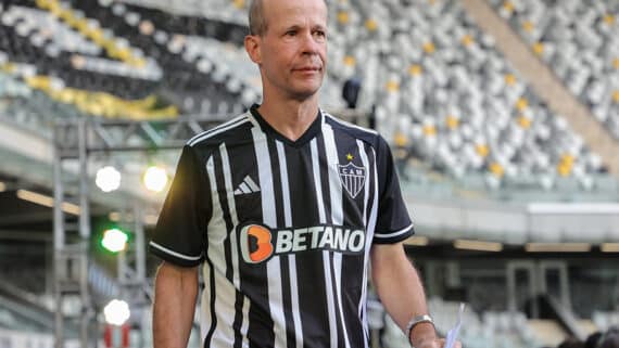 Foto do empresário Ricardo Guimarães, dirigente do Atlético, na Arena MRV (foto: Pedro Souza/Atlético)