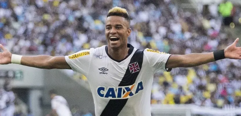 Rafael Silva relembra gols decisivos por Vasco no Carioca 2015