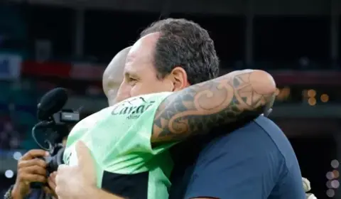 Rogério Ceni faz história e Bahia sonha com título nacional