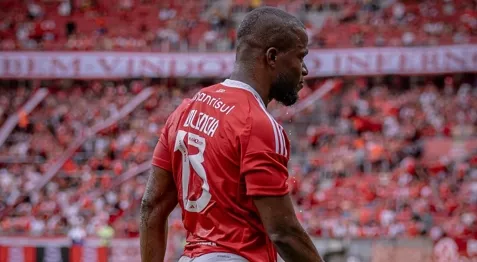 Saída de Enner Valencia reduz folha do Internacional em R$ 2,6 milhões e alivia caixa