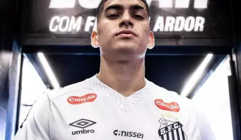 Santos anuncia Adonis Frías e reforça defesa para o Brasileirão