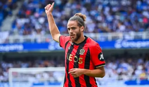 Santos aposta em finalização e criatividade de Brahimi para reforçar elenco