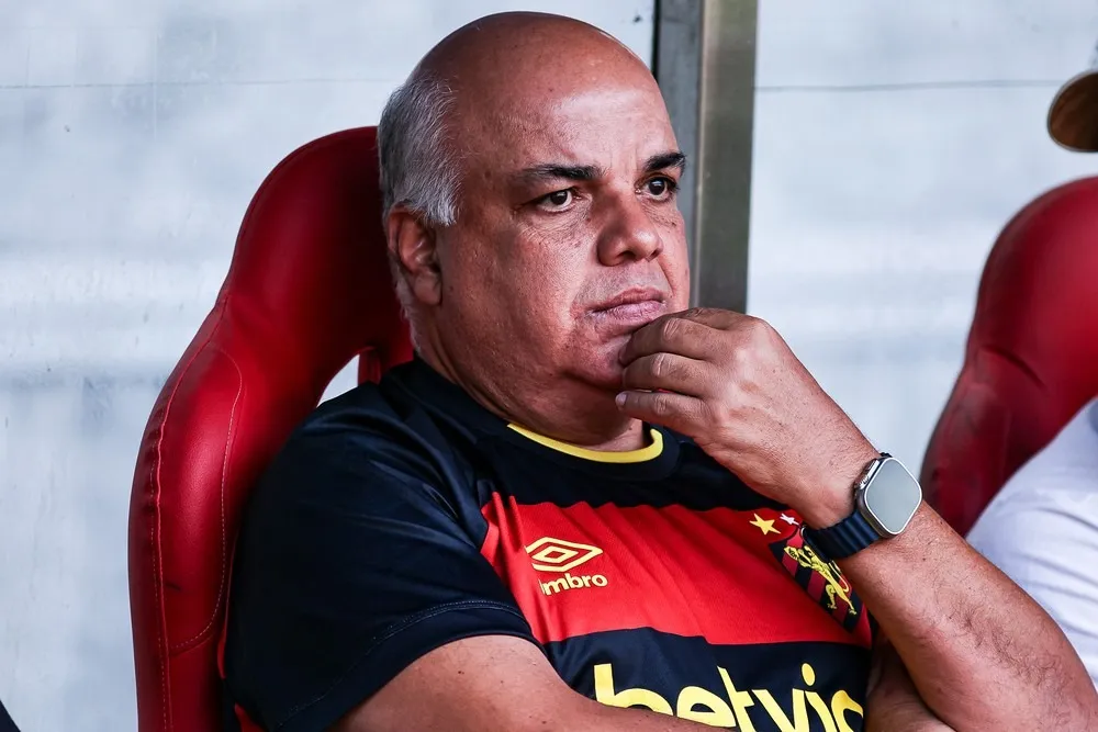 Sport pode ter Assembleia Extraordinária após pedido de afastamento do presidente (Foto: Paulo Paiva/Sport)