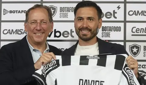 Textor mantém confiança em Ancelotti em fase complicada do Botafogo