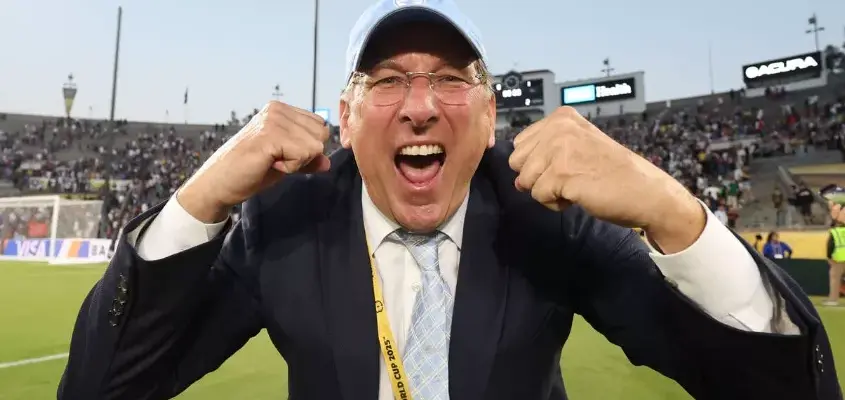 Textor rebate Montenegro e garante controle do Botafogo