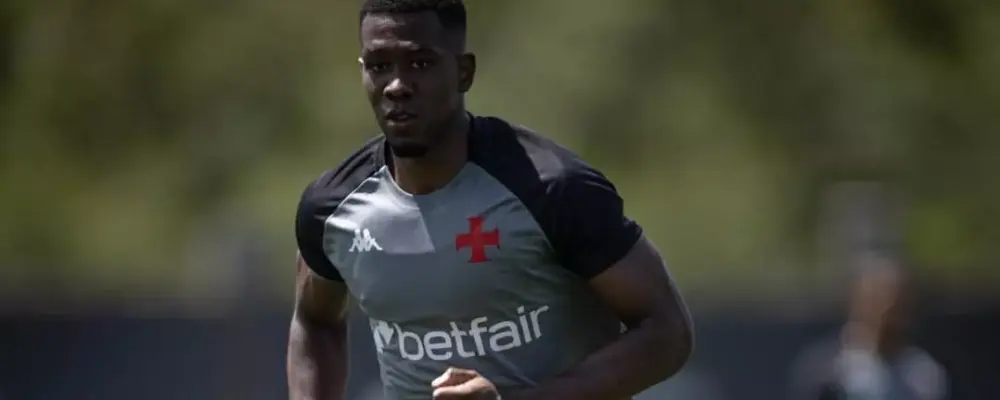 Vasco terá dupla de zaga inédita contra o Bahia pelo Brasileirão