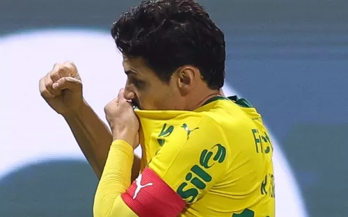 Veiga compara Flaco López a Messi após vitória do Palmeiras