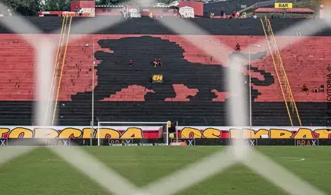 Vitória aposta na força do Barradão para escapar do rebaixamento em 2025