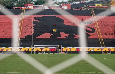 Vitória aposta na força do Barradão para escapar do rebaixamento em 2025