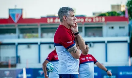 Vitória e Fortaleza seguem sem vencer fora de casa no Brasileirão