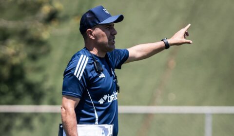 Escalação do Cruzeiro: Jardim ganha reforços e deve repetir time base contra Flamengo