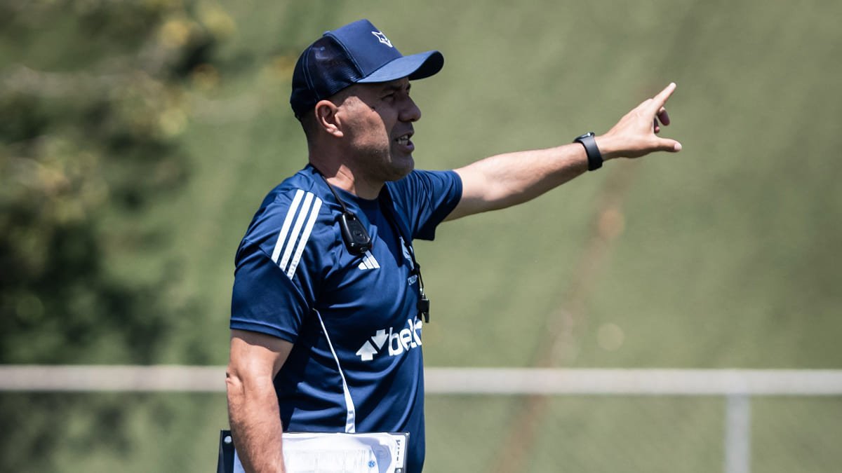 Leonardo Jardim, treinador do Cruzeiro (foto: Gustavo Aleixo/Cruzeiro)