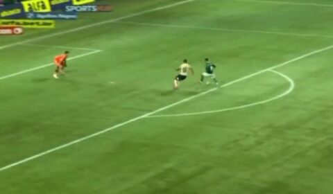 Palmeiras faz três gols no Vasco em menos de 25 minutos