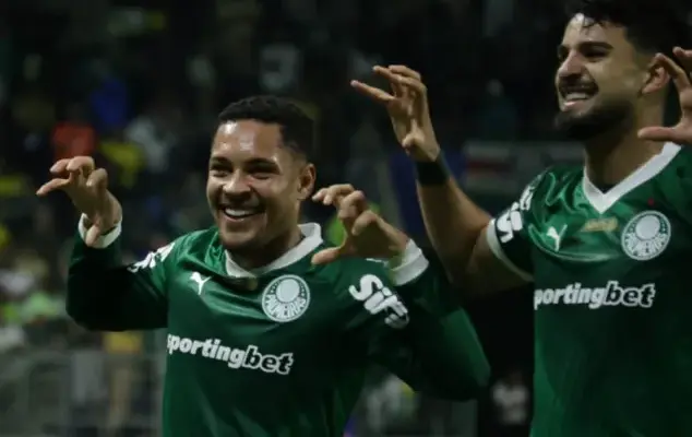 Palmeiras 3 x 0 Vasco – Verdão goleia e cola na liderança do Brasileirão