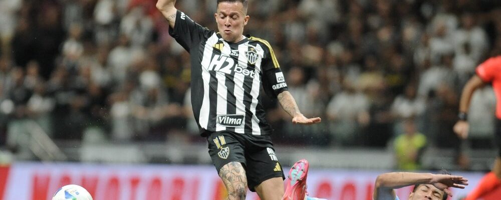 Atlético: Bernard ‘esquece’ Neymar e monta seleção da carreira com atletas de três países