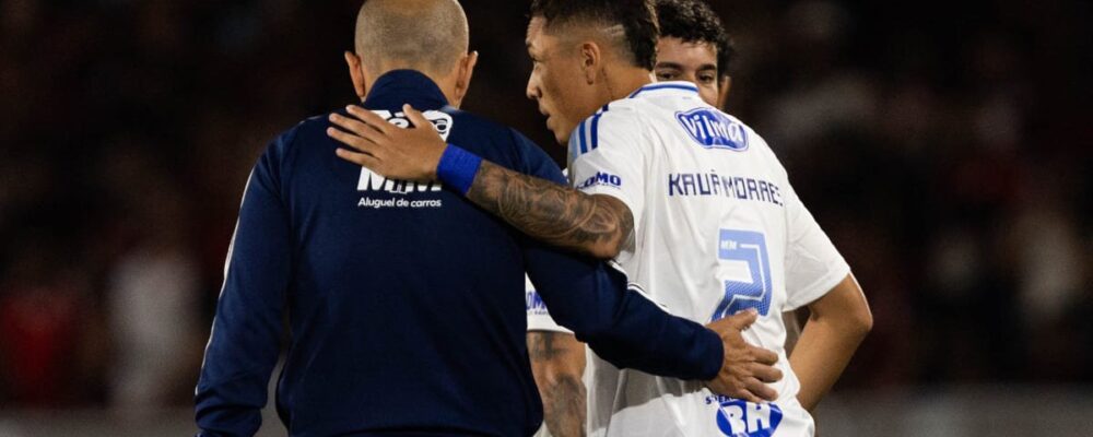 Jardim prega confiança em Kauã Moraes, estreante do Cruzeiro: ‘Presente e futuro’