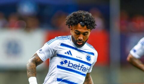 Jornalista critica atitude de Gabigol em Flamengo x Cruzeiro: ‘Vaiado pelas torcidas’