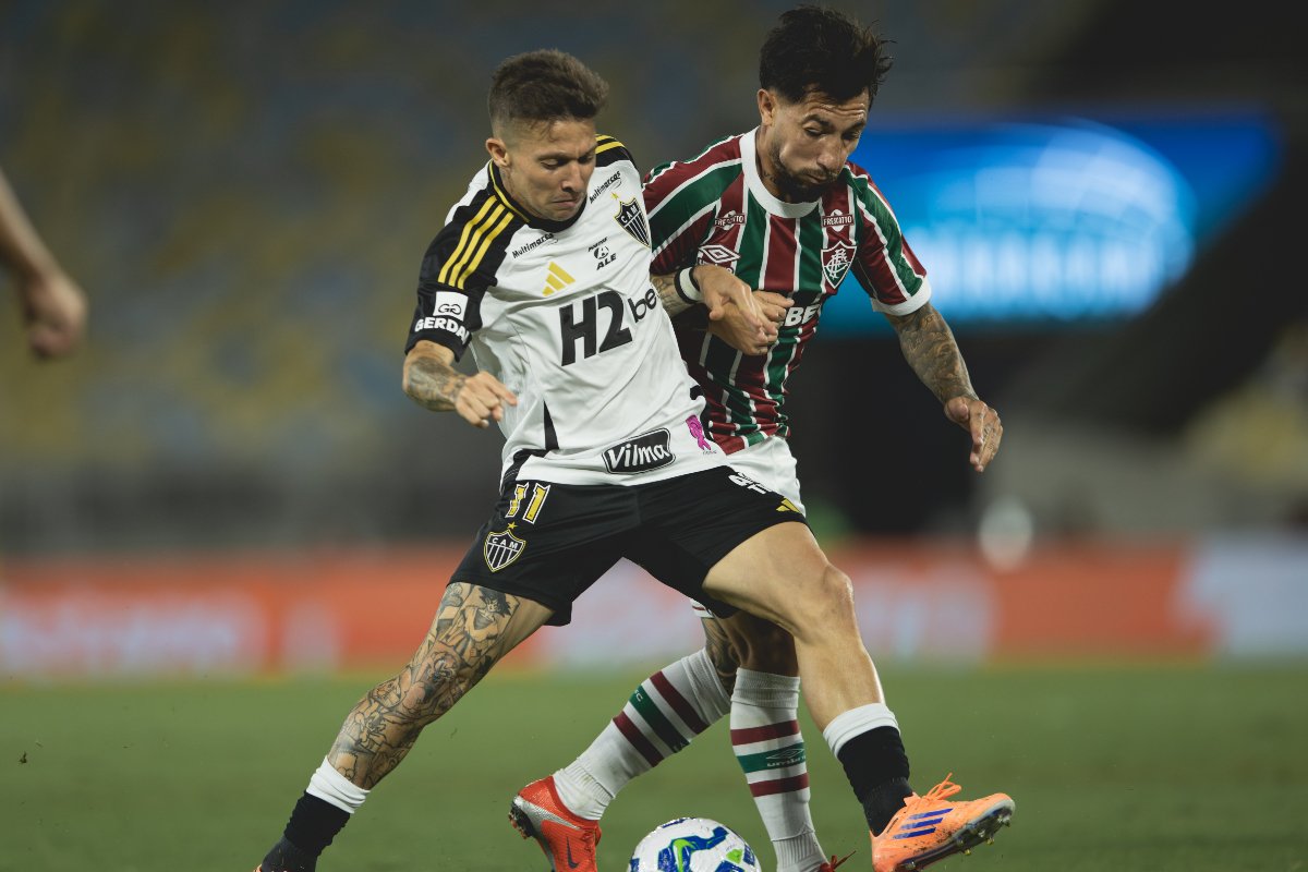 Lance do jogo entre Fluminense e Atlético - (foto:  Pedro Souza/Atlético)
