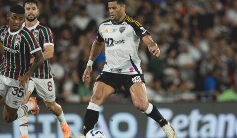 Jornalista da CazéTV sobre má fase de Hulk no Atlético: ‘O time está ajudando?’