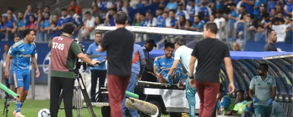 Técnico do Cruzeiro comenta situação de Matheus Henrique, Christian e Sinisterra