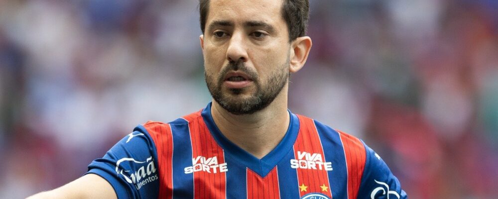 Everton Ribeiro, do Bahia, passa por cirurgia após diagnóstico de câncer