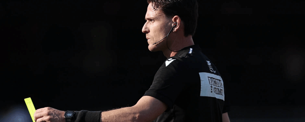 Leitura labial e súmula explicam decisão polêmica de árbitro em São Paulo x Palmeiras